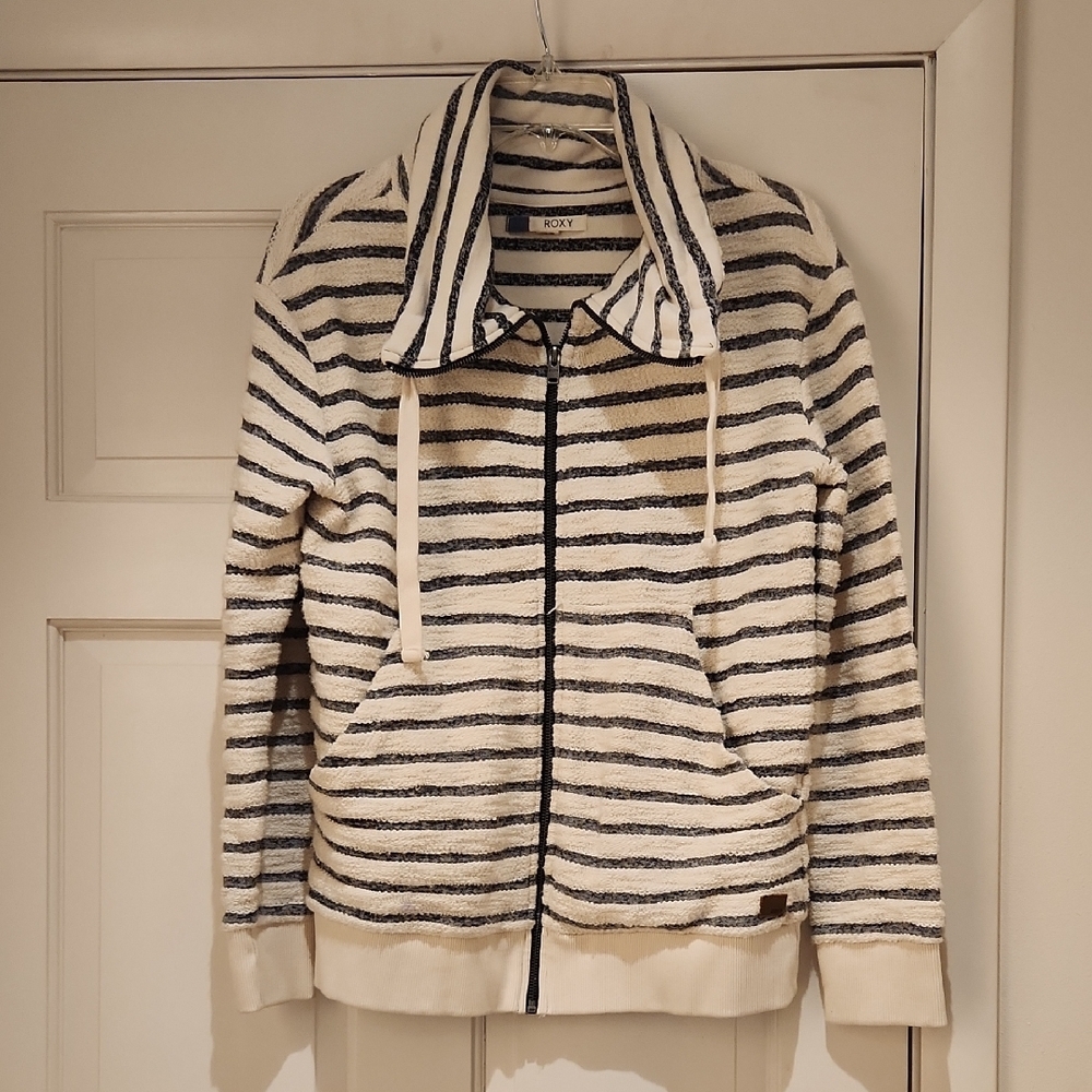 Roxy Cream and Black Striped Zip Hoodie With Stylish Collar Trendy